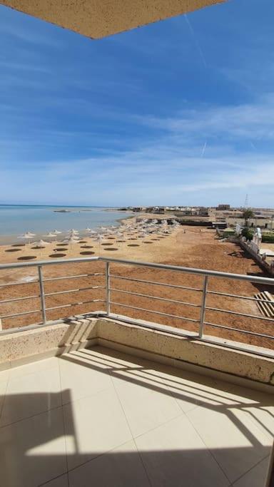 Casablanca Beach Direct Sea View Tow Bedroom Apartment Hurghada Exteriör bild