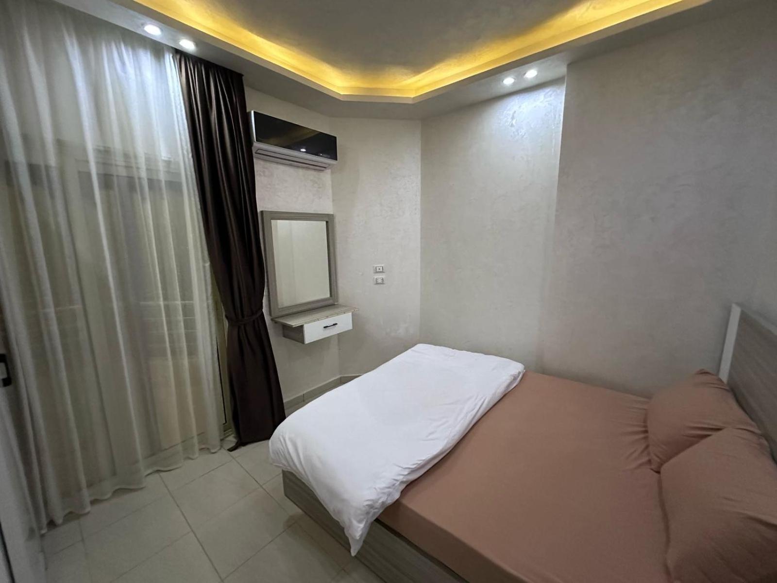Casablanca Beach Direct Sea View Tow Bedroom Apartment Hurghada Exteriör bild